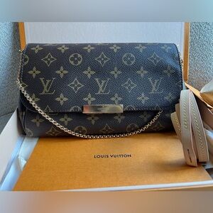 Louis Vuitton Monogram Favorite MM second hand